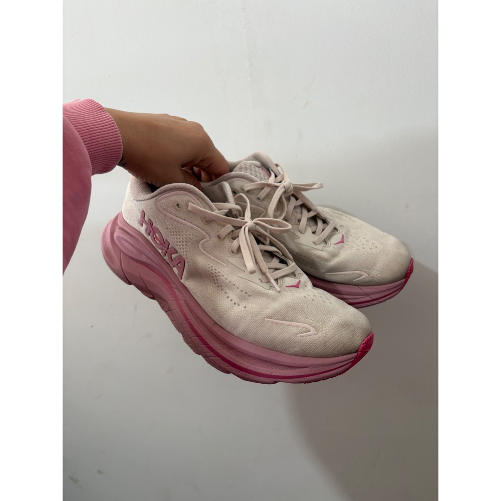 Hoka One One Clifton 10 Women's Running Shoes Cream Pink Size 11B Athletic